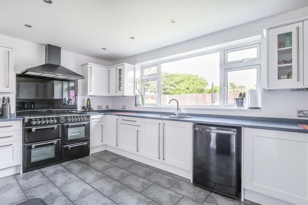 Additional image 18 of Cliff Gardens, Peacehaven