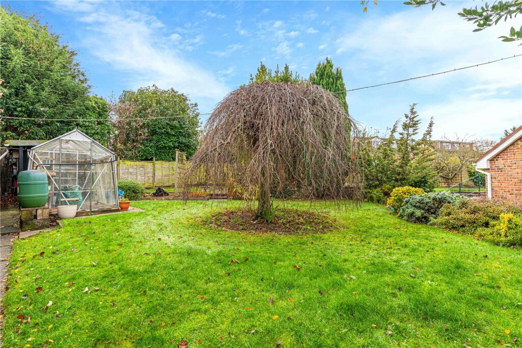 Additional image 11 of Blacklands Close, Saffron Walden, Essex, CB11