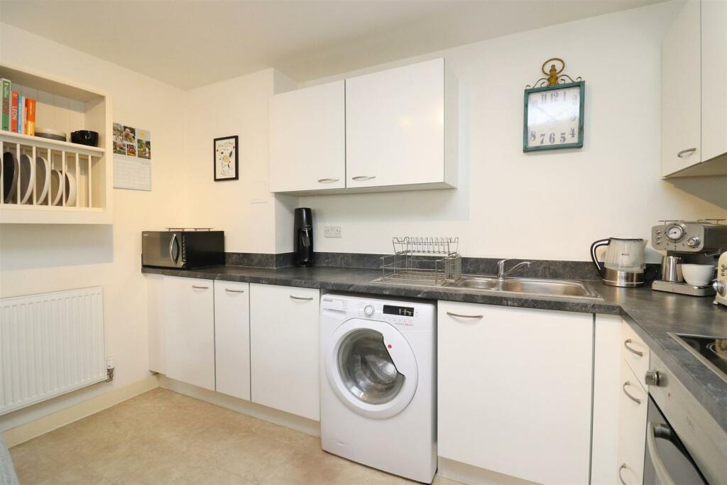 Additional image 3 of Hatfield Road, St. Albans