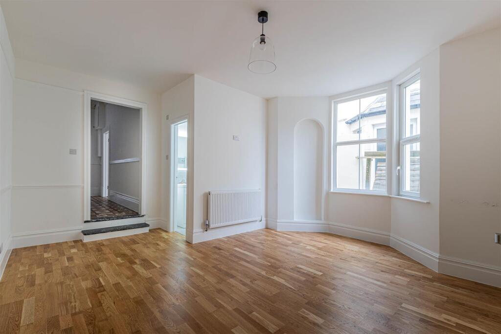 Additional image 6 of Albany Road, Roath, Cardiff