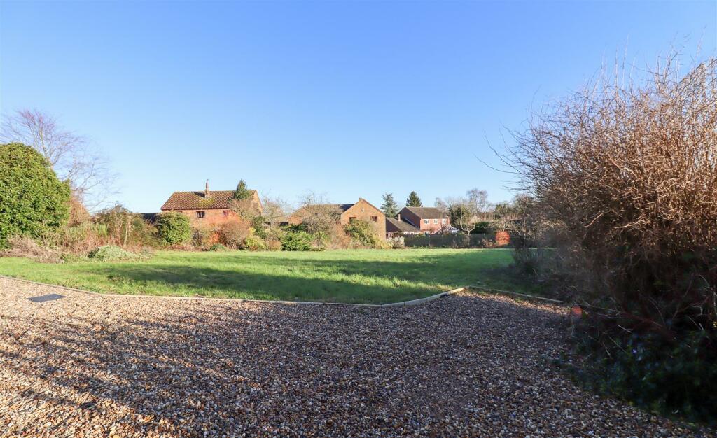 Additional image 21 of Main Street, Witchford, Ely