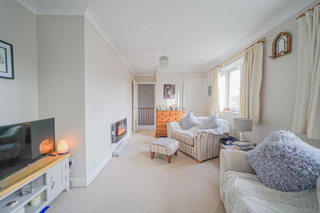 Additional image 4 of Yew Tree Close, Lapworth, B94