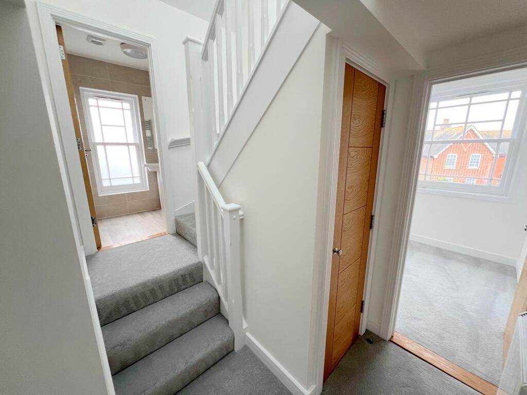 Additional image 16 of Milton Green, Christchurch Road, New Milton, Hampshire. BH25 6QG