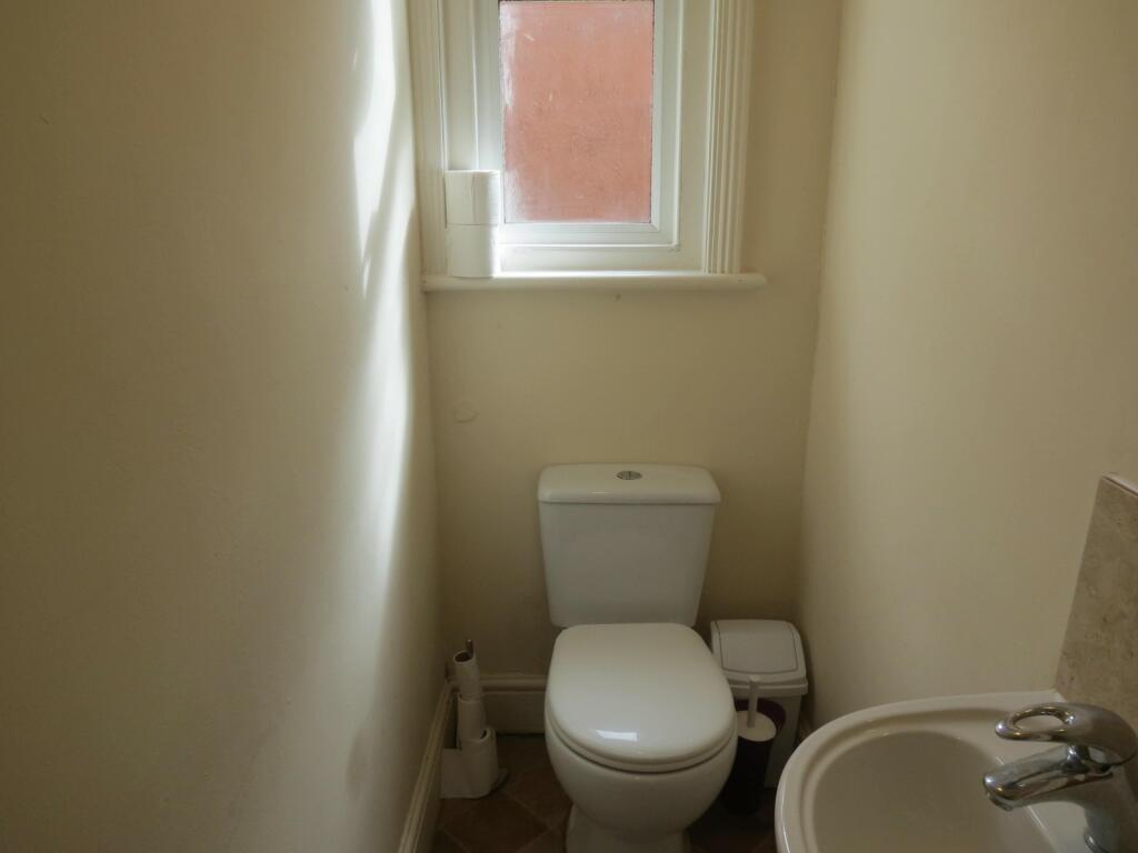 Additional image 11 of 6 bedroom Detached House in Winton