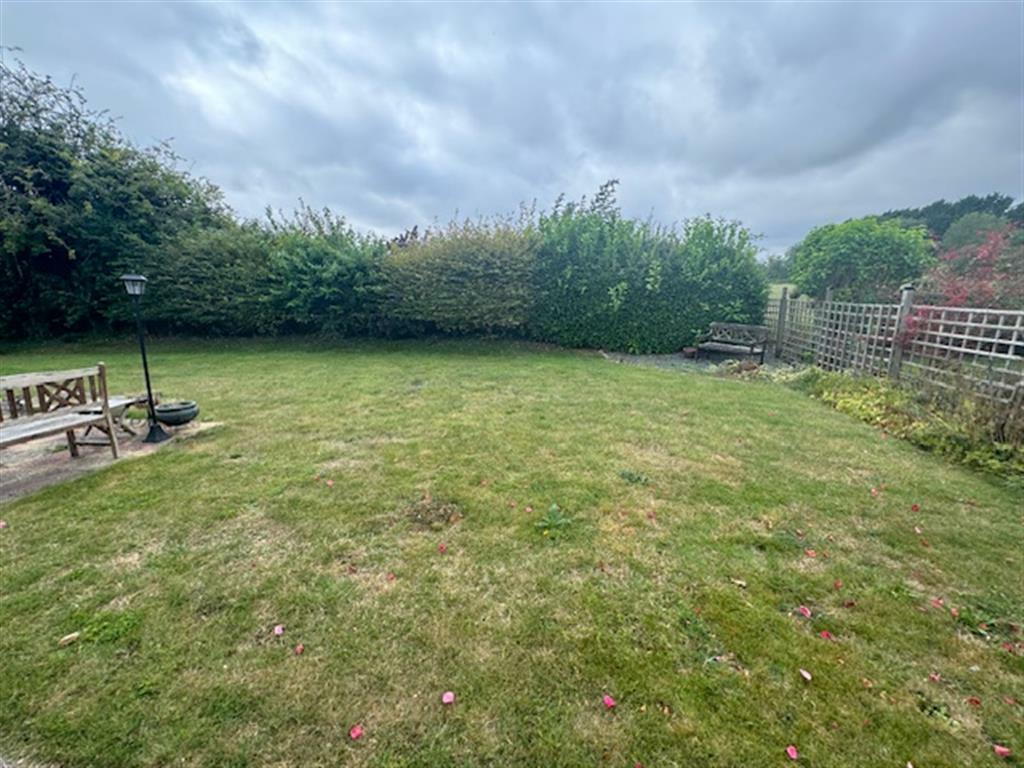 Additional image 11 of Willow Way, Hauxton, Cambridge