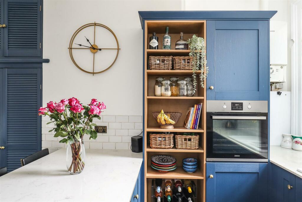 Additional image 9 of Superb Maisonette in Westbury Park