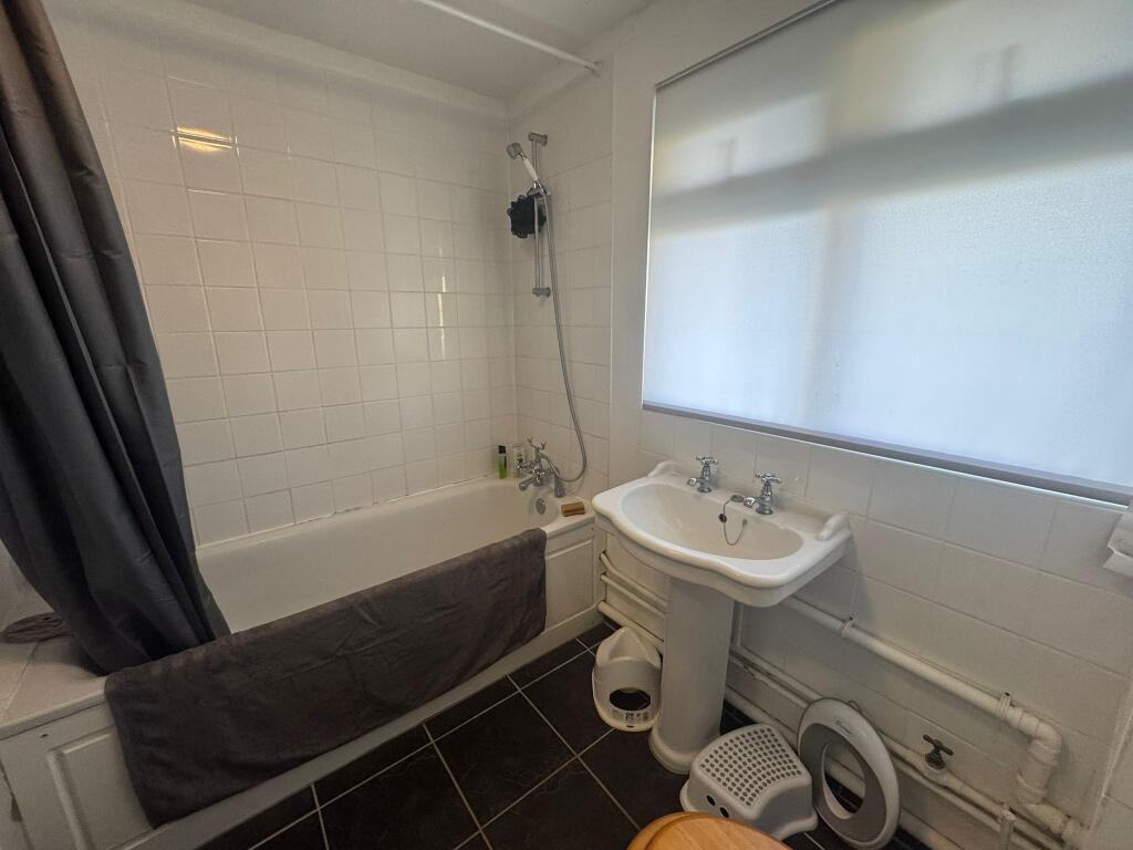 Additional image 5 of 56 Churchill Court, Newmarket, Suffolk CB8 0JZ