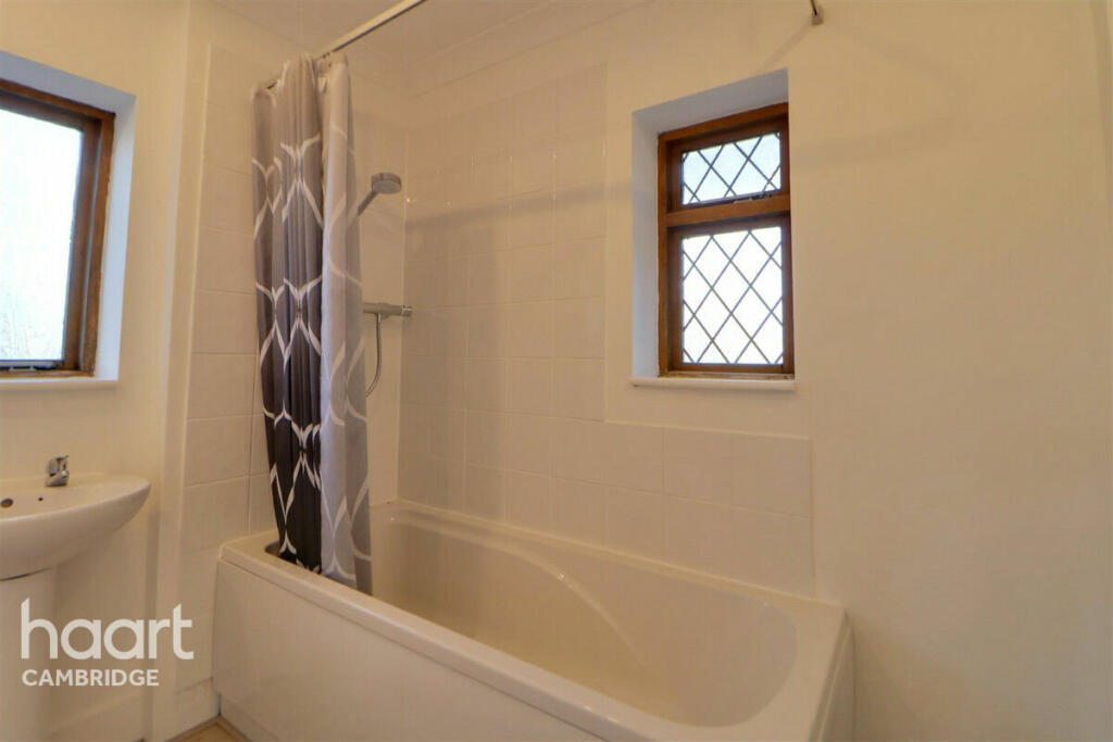 Additional image 11 of Kingsway, Duxford