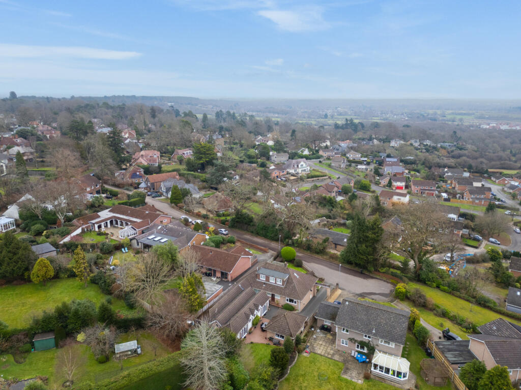 Additional image 32 of Highland View Close, Colehill, Wimborne, Dorset, BH21