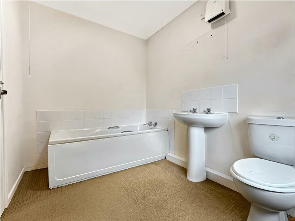 Additional image 11 of The Green, Histon, Cambridge