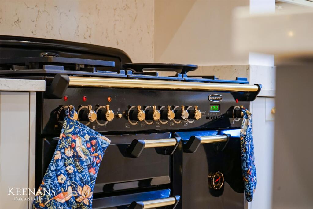 Additional image 52 of Padiham Road, Sabden