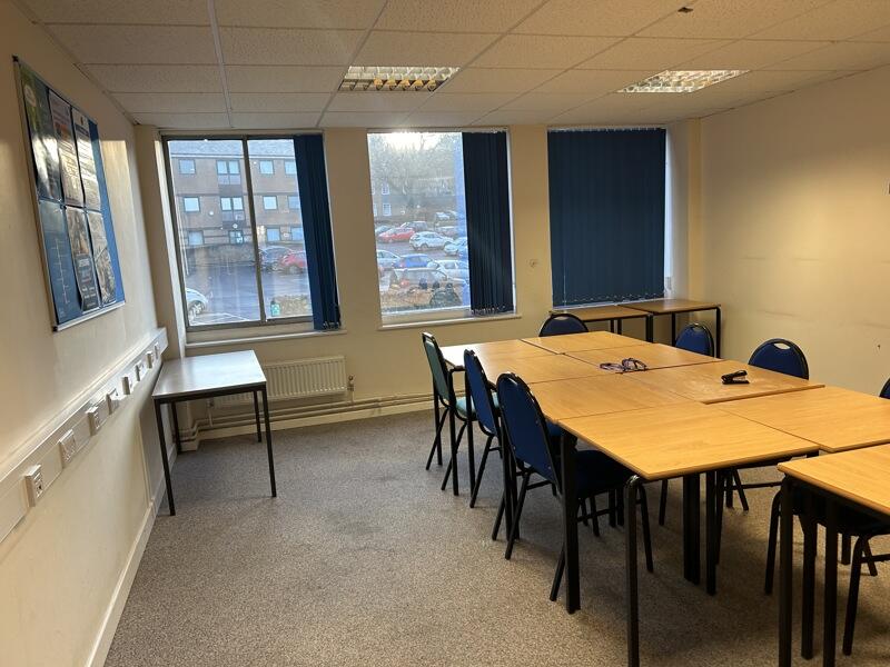 Additional image 8 of Dolphin House, Hendford, Yeovil, Somerset, BA20 1TQ