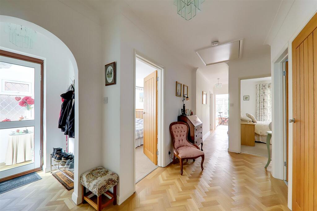 Additional image 11 of Alinora Crescent, Goring-By-Sea, Worthing