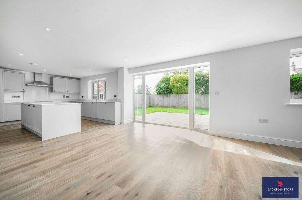 Additional image 4 of Whitecroft Drive, Saxon Street, Newmarket, Suffolk, CB8