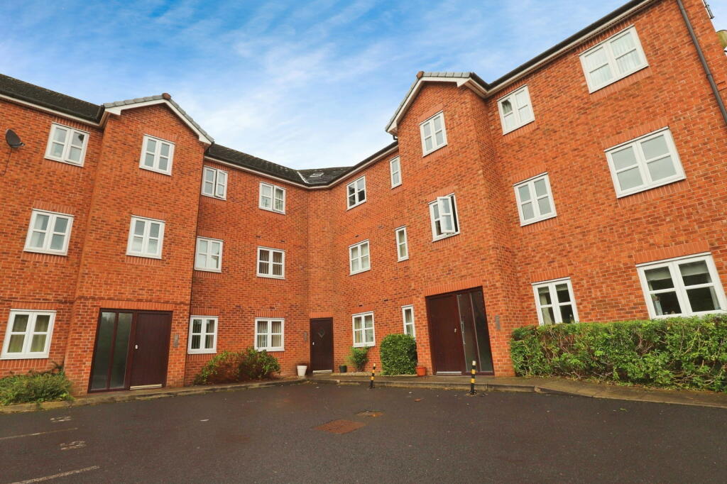 Kingsbury Close, Bury, BL8 1WA