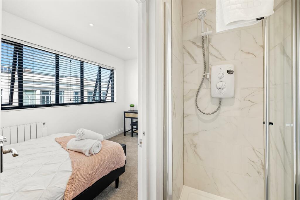 Additional image 5 of Clarence Square