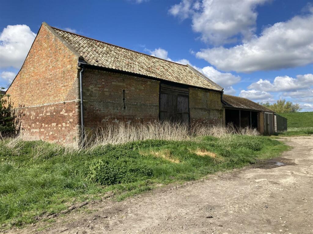 Additional image 3 of Hundred Foot Bank, Pymoor, Ely