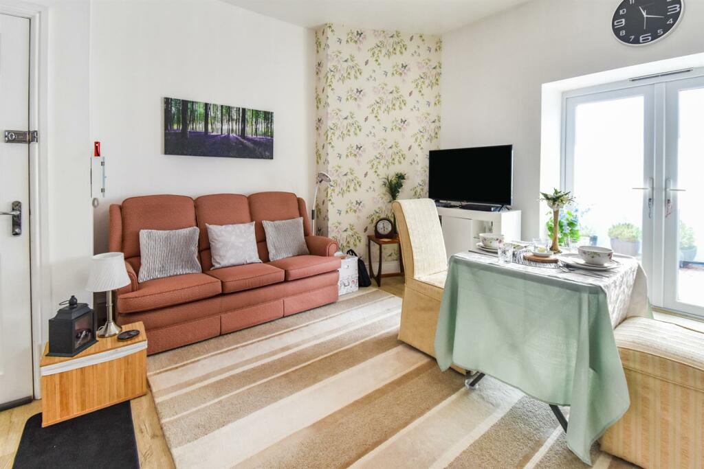 Additional image 8 of Apartment 4, 20 Belle Isle Street, Workington