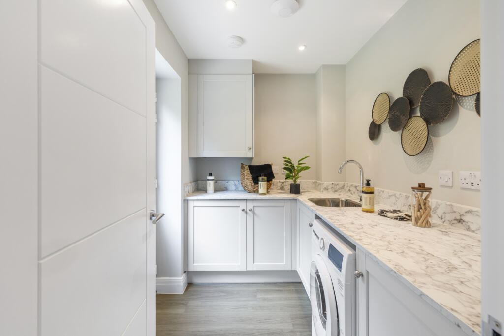 Additional image 5 of Acer Close, Frogmore, St. Albans, Hertfordshire, AL2