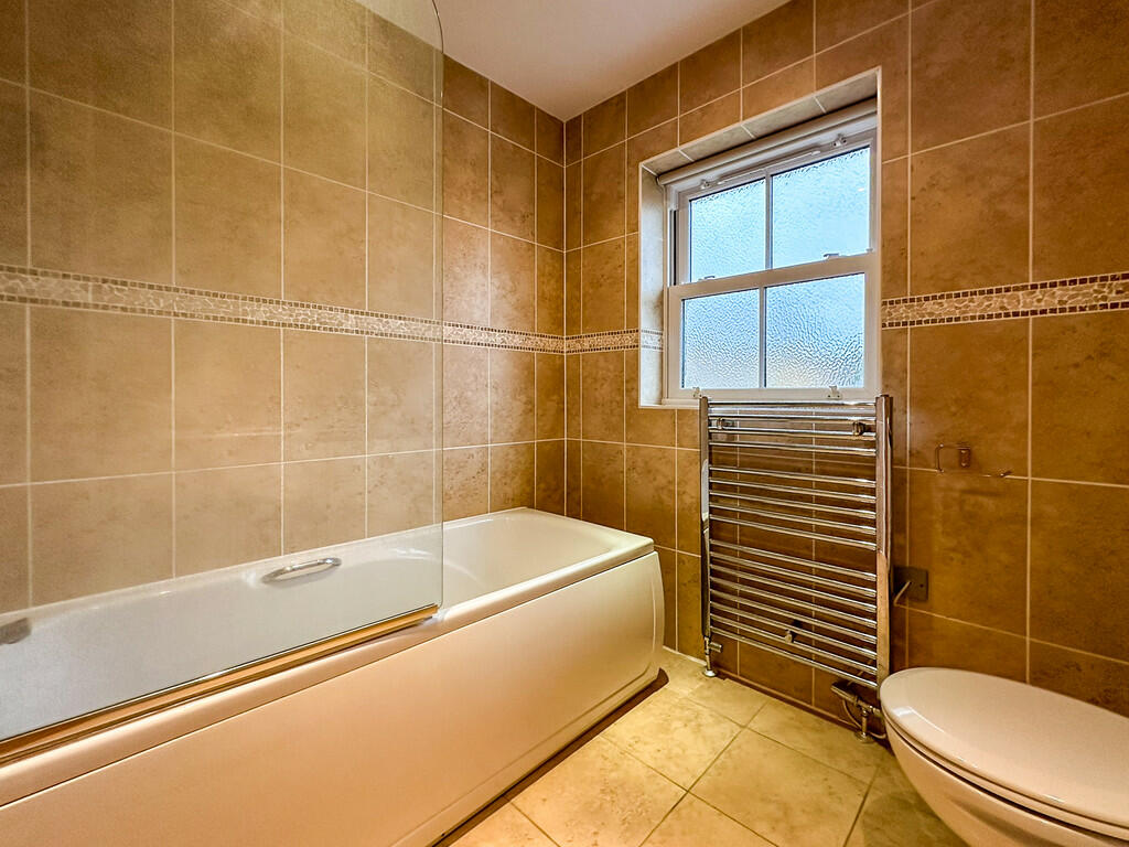 Additional image 29 of High Street, Girton