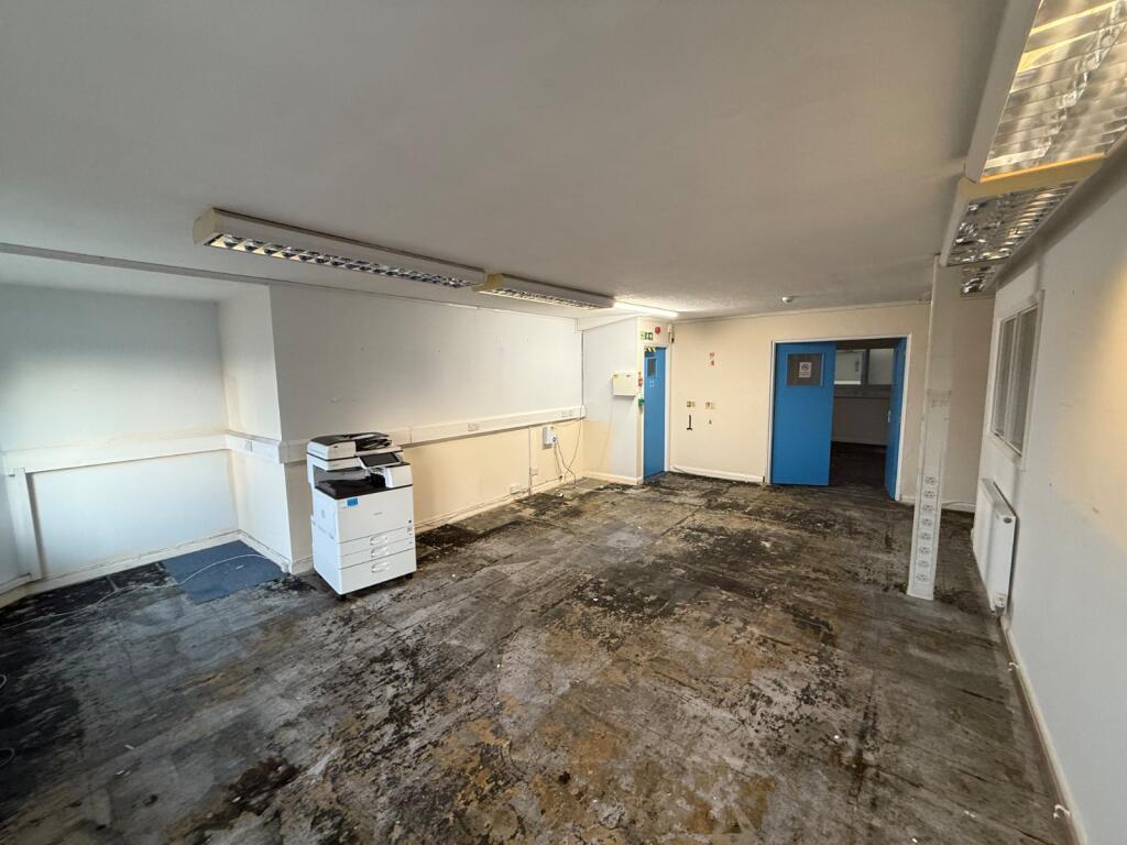 Additional image 11 of T4 Dominion Way, Worthing, West Sussex, BN14