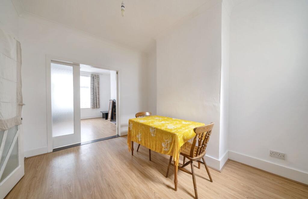 Additional image 10 of 147 Ashford Road, Eastbourne, East Sussex, BN21 3UA