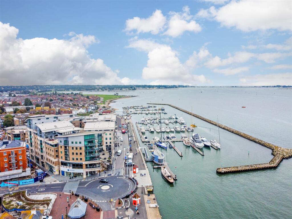 Additional image 28 of Woodlands Crescent, Poole