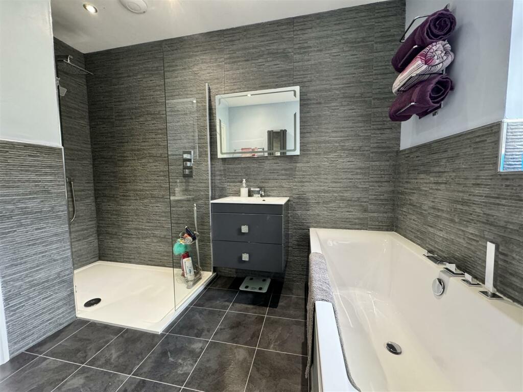 Additional image 13 of Sandwith