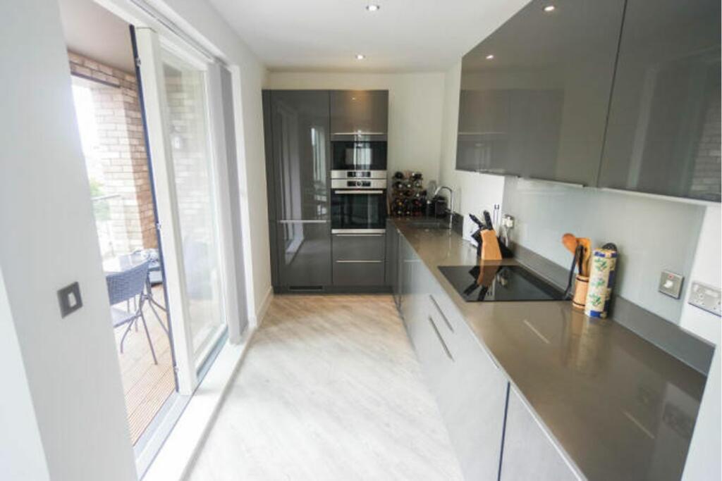 Additional image 4 of Cambridge, Cambs, CB2