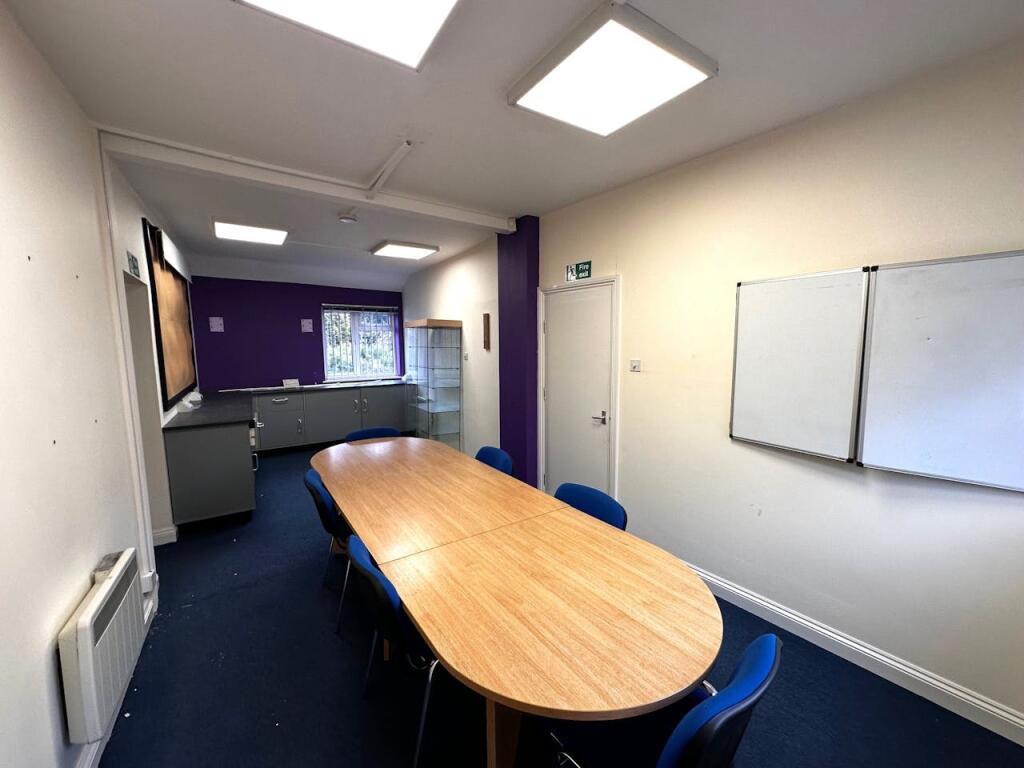 Additional image 8 of 582-584 Hagley Road West, Oldbury, B68 0BS