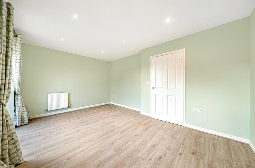 Additional image 6 of Howland Close, Saffron Walden, Essex, CB10