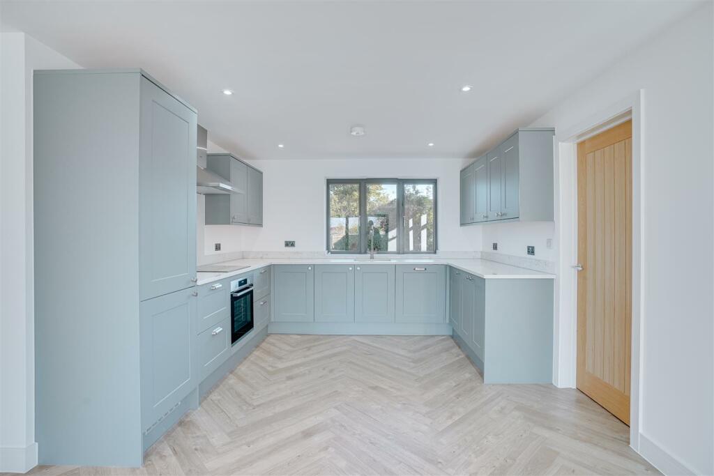 Additional image 21 of The Street, Kirtling