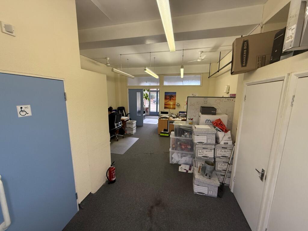 Additional image 7 of 7 St Johns Parade, Alinora Crescent, Worthing, West Sussex, BN12