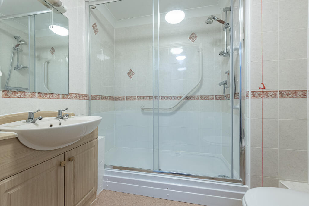 Additional image 6 of Southdown Road, Harpenden, Hertfordshire, AL5