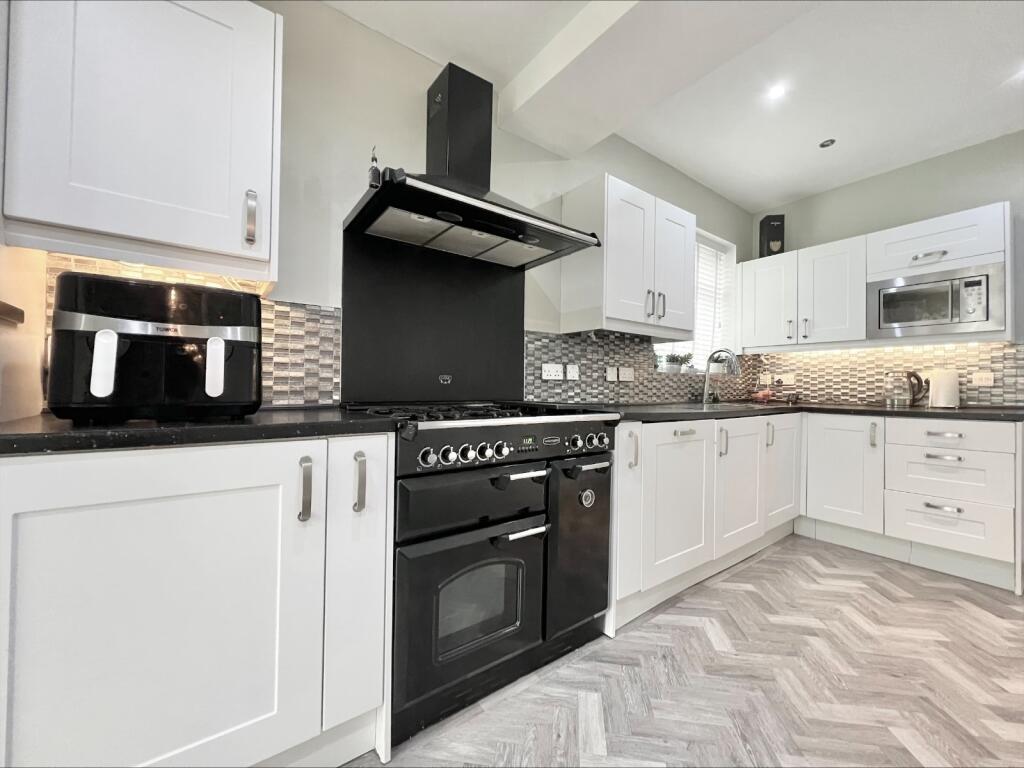 Additional image 13 of Brandlesholme Road, Bury, Greater Manchester, BL8