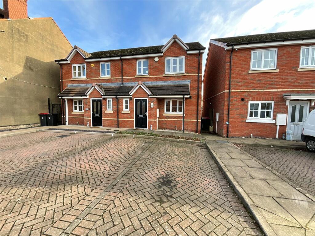 Colonel Dibley Close, Piccadilly, Tamworth, Warwickshire, B78
