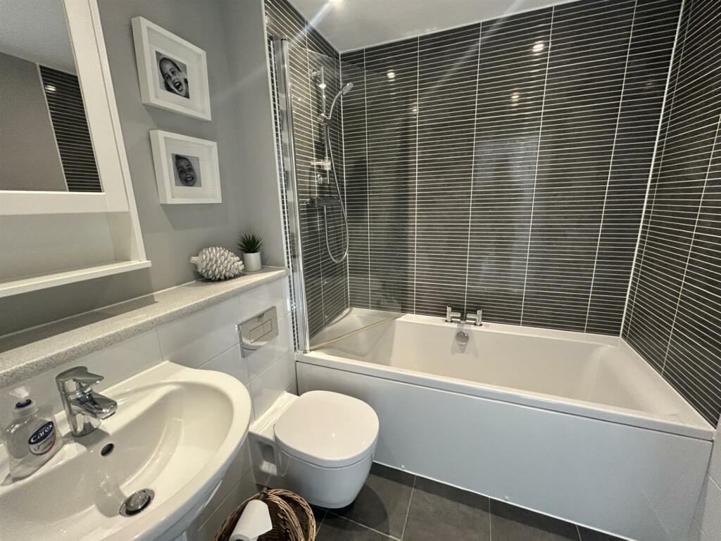 Additional image 10 of Weavers Close, Eastbourne