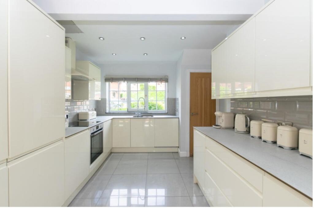 Additional image 3 of Fairfax Avenue, Drighlington, Bradford, West Yorkshire, BD11