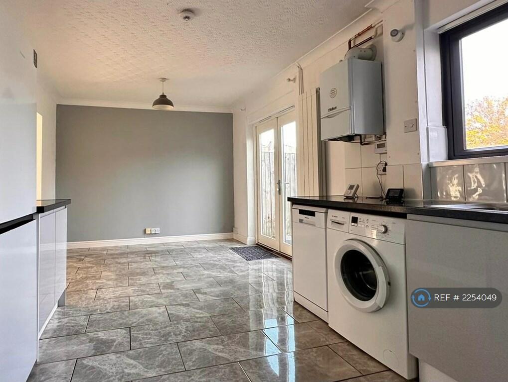 Additional image 12 of Howard Road, Cambridge, CB5