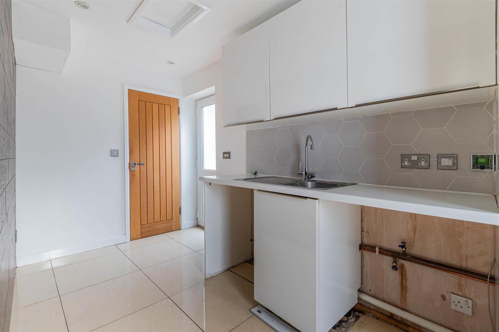 Additional image 16 of Bronwydd Close, Penylan, Cardiff