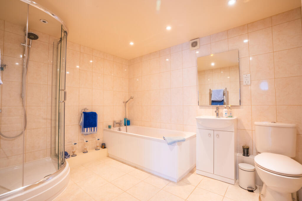 Additional image 24 of Highland View Close, Colehill, Wimborne, Dorset, BH21