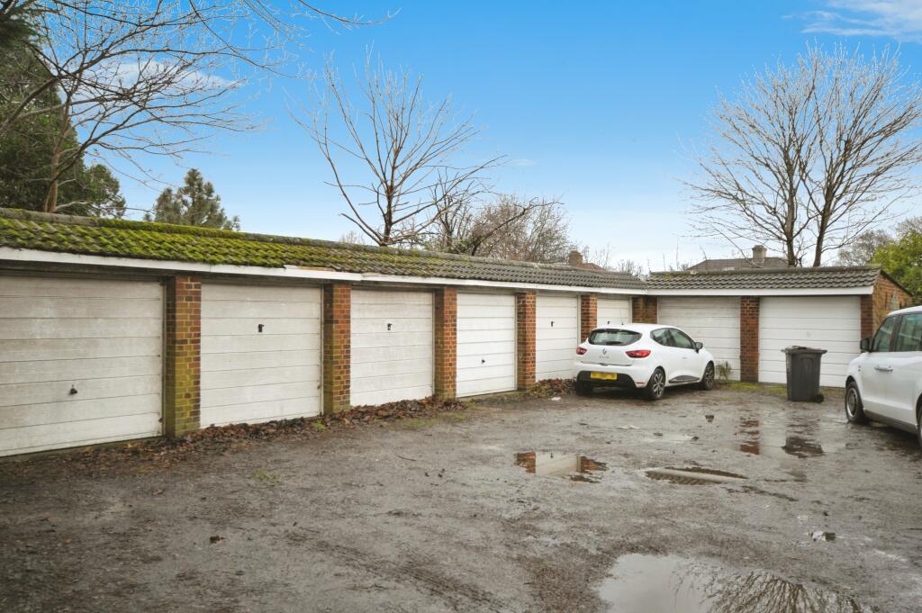 Additional image 4 of Martins Close, West Wickham, BR4