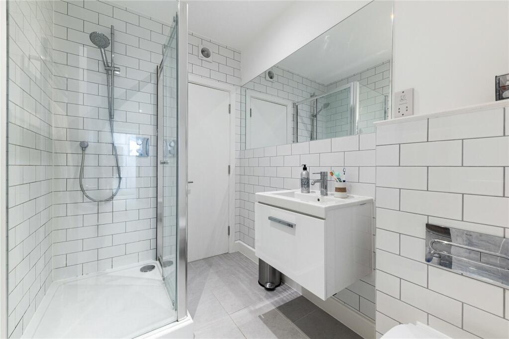 Additional image 8 of Barton Road, Cambridge, Cambridgeshire