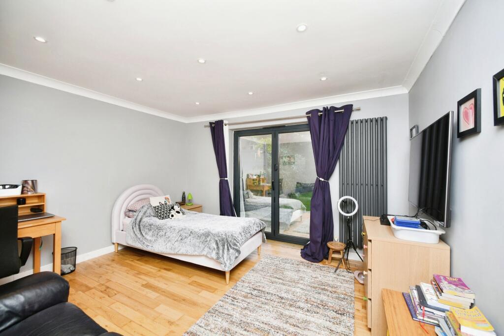 Additional image 8 of Longridge Avenue, Saltdean, Brighton, East Sussex, BN2