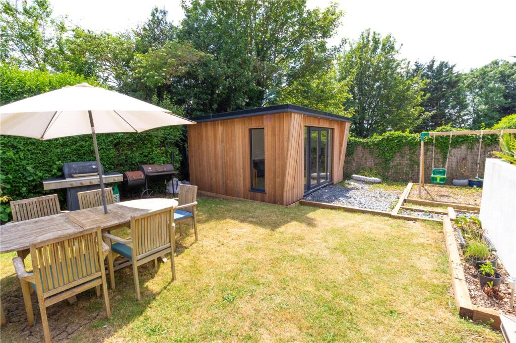 Additional image 21 of Porters Hill, Harpenden, Hertfordshire, AL5