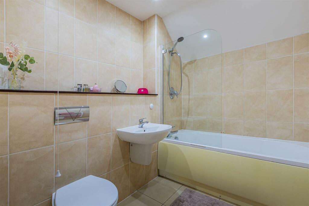 Additional image 10 of Newport Road, Roath, Cardiff