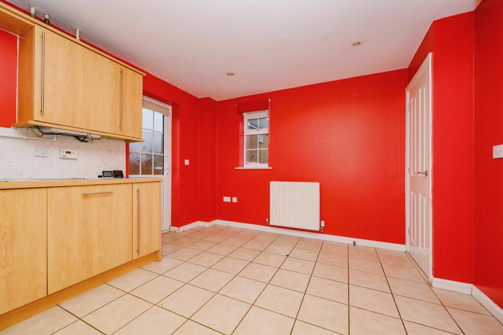 Additional image 4 of Errington Close, Hatfield