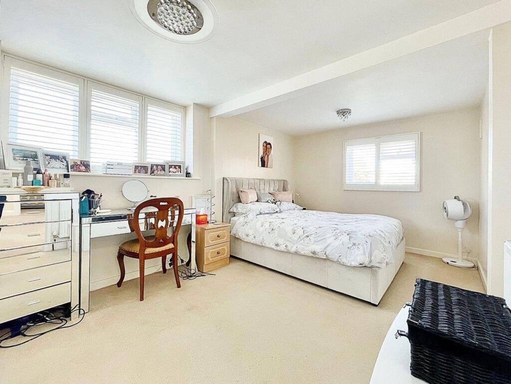 Additional image 10 of Central Avenue, Telscombe Cliffs, BN10 7NB