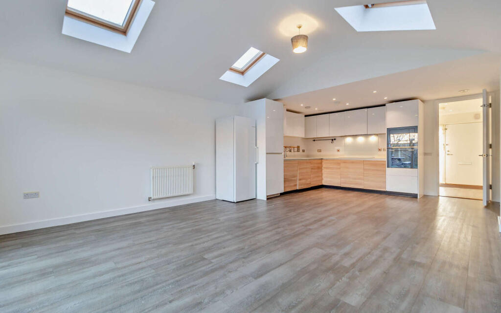 Additional image 10 of Cedar Road, Trumpington, Cambridge, Cambridgeshire, CB2