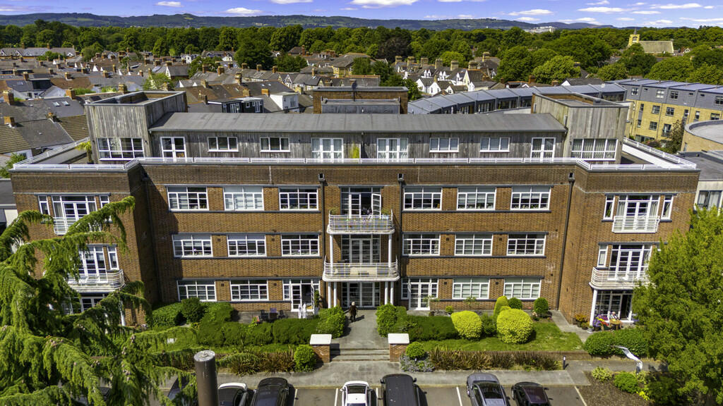 Additional image 4 of St Winefrides, Romilly Crescent